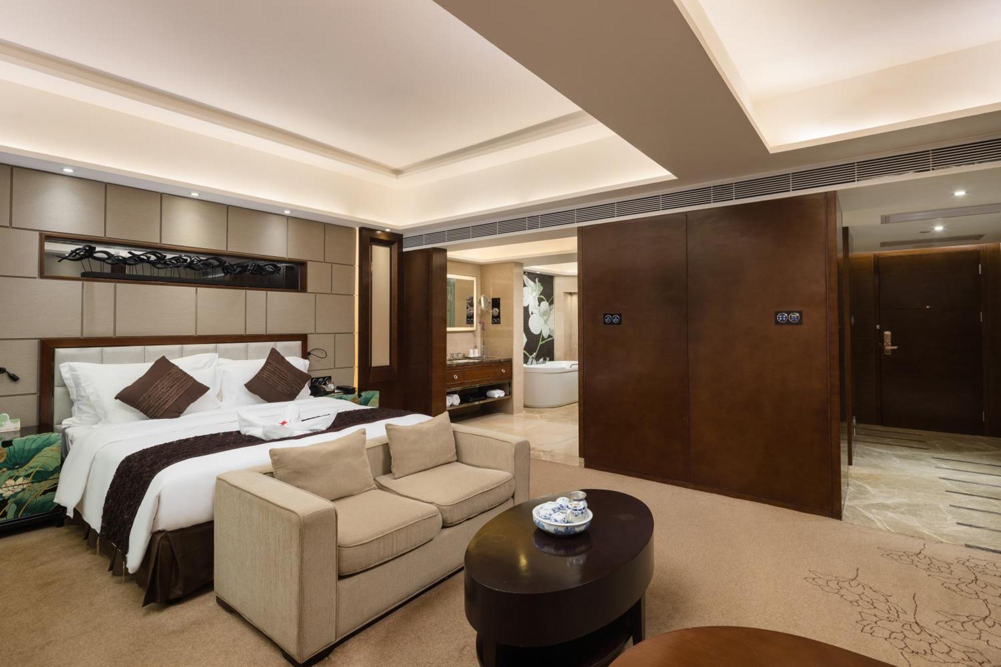 Maoming International Hotel Exterior foto